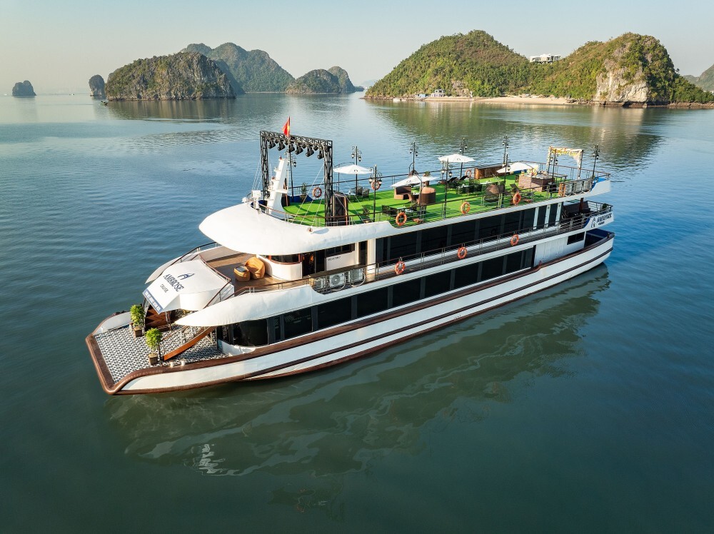Ambrose Day Cruise – Explore Halong Bay