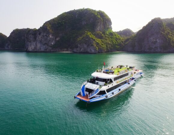 La Casta Daily Cruise – Ha Long Bay Day Tour (7,5 Hours)