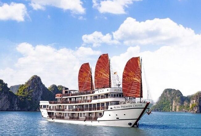 Alisa Cruise – 5* overnight cruise in Halong bay