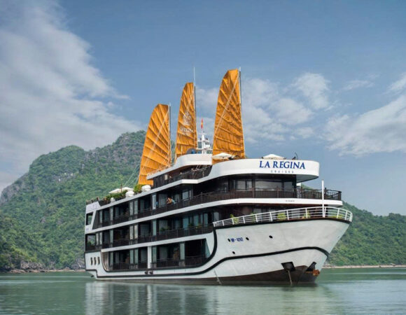 La Regina Legend – Overnight Cruise in Lan Ha Bay