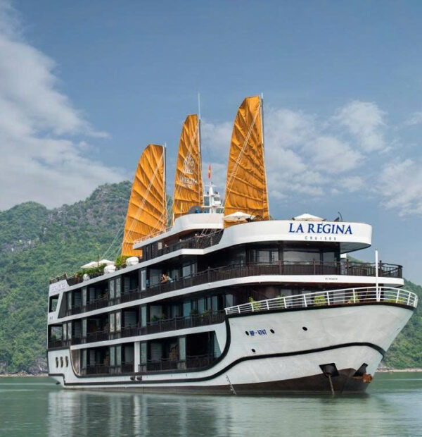 La Regina Legend – Overnight Cruise in Lan Ha Bay