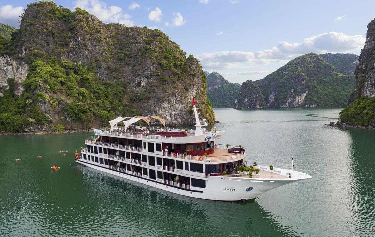 Aspira Cruise – A Luxury Journey Through Ha Long & Lan Ha Bay