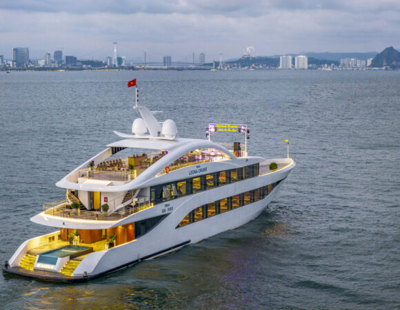 Leona Cruise- Explore Halong Bay 7 hours