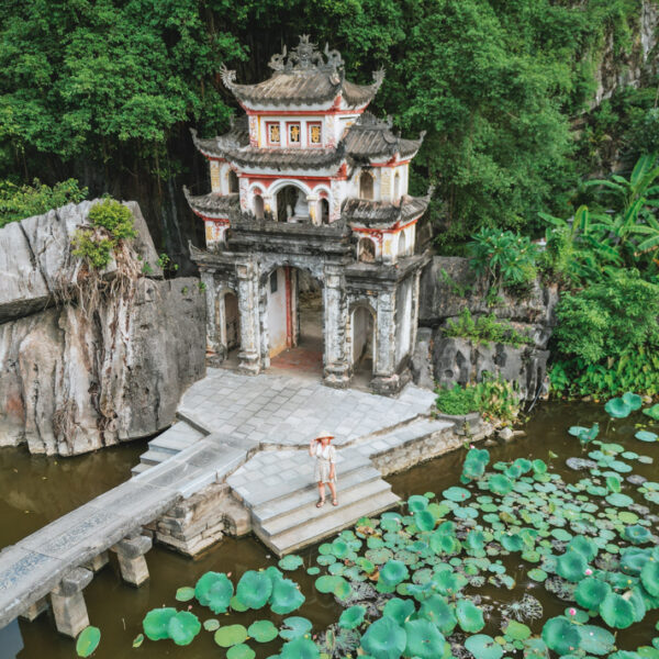 Ninh Binh: Hoa Lu, Trang An & Mua Cave, Bich Dong Small-Group Tour