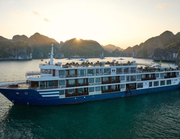 Erina Cruise – A 5-Star Journey Through Lan Ha Bay